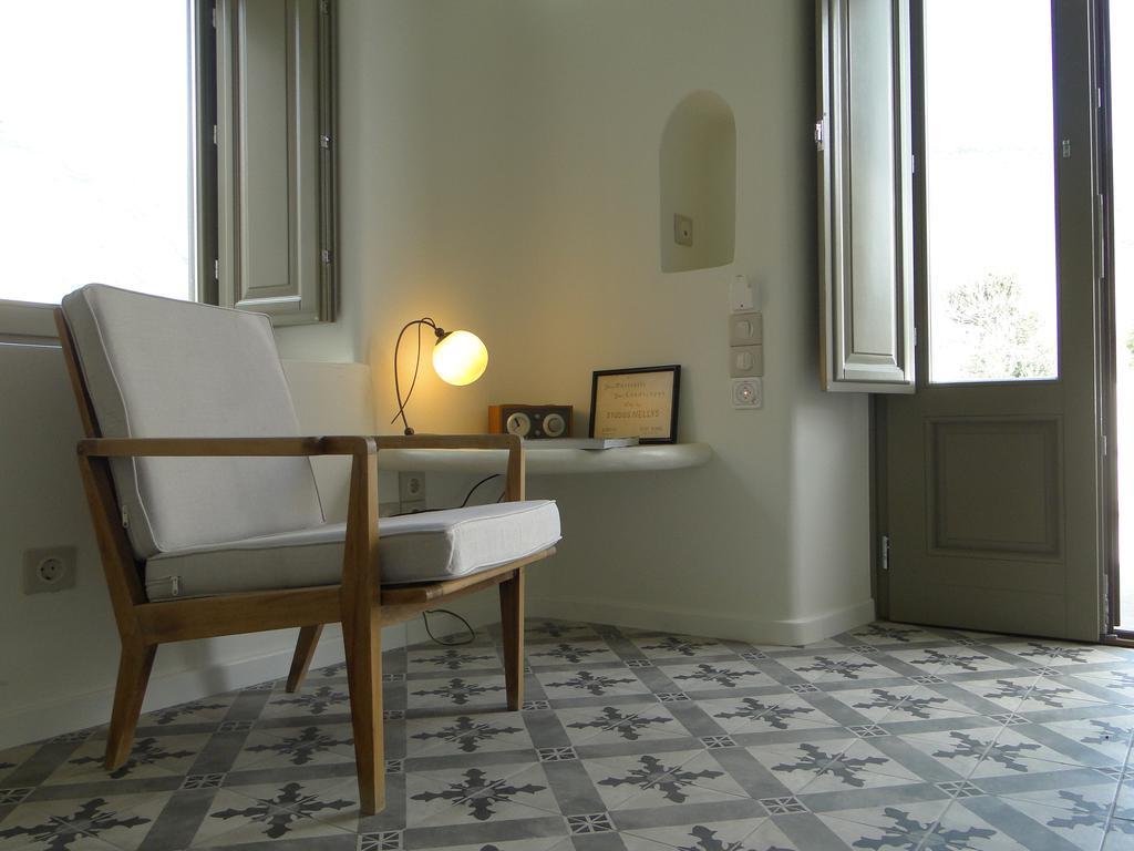 Sunhaus Apartment Perissa  Room photo